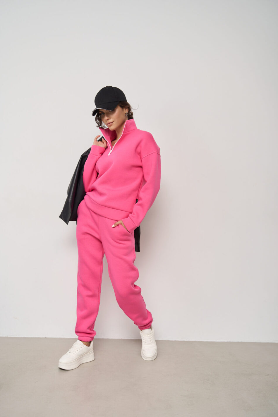 Теплий жіночий костюм від FANME Lumina Fleece Барбі 4