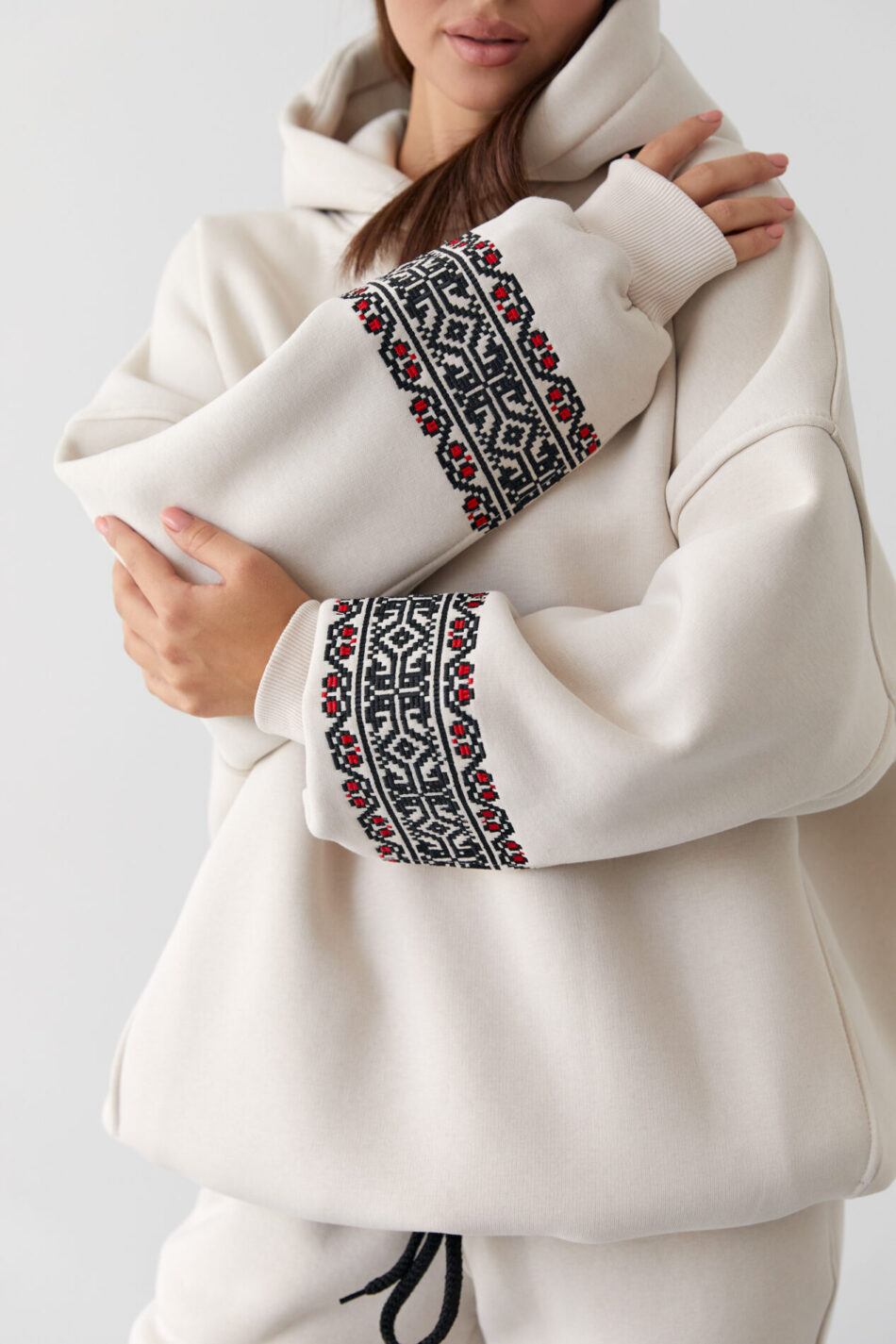 Теплий жіночий костюм OVERSIZE худі з Вишивкою + джогери Таш 4