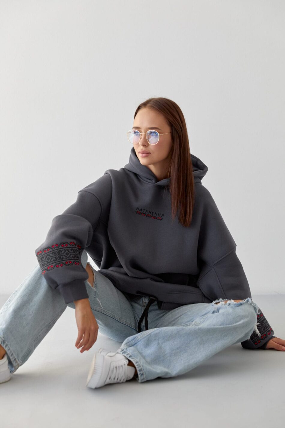 Тепле жіноче Худі OVERSIZE з Вишивкою Графіт - Зображення 2