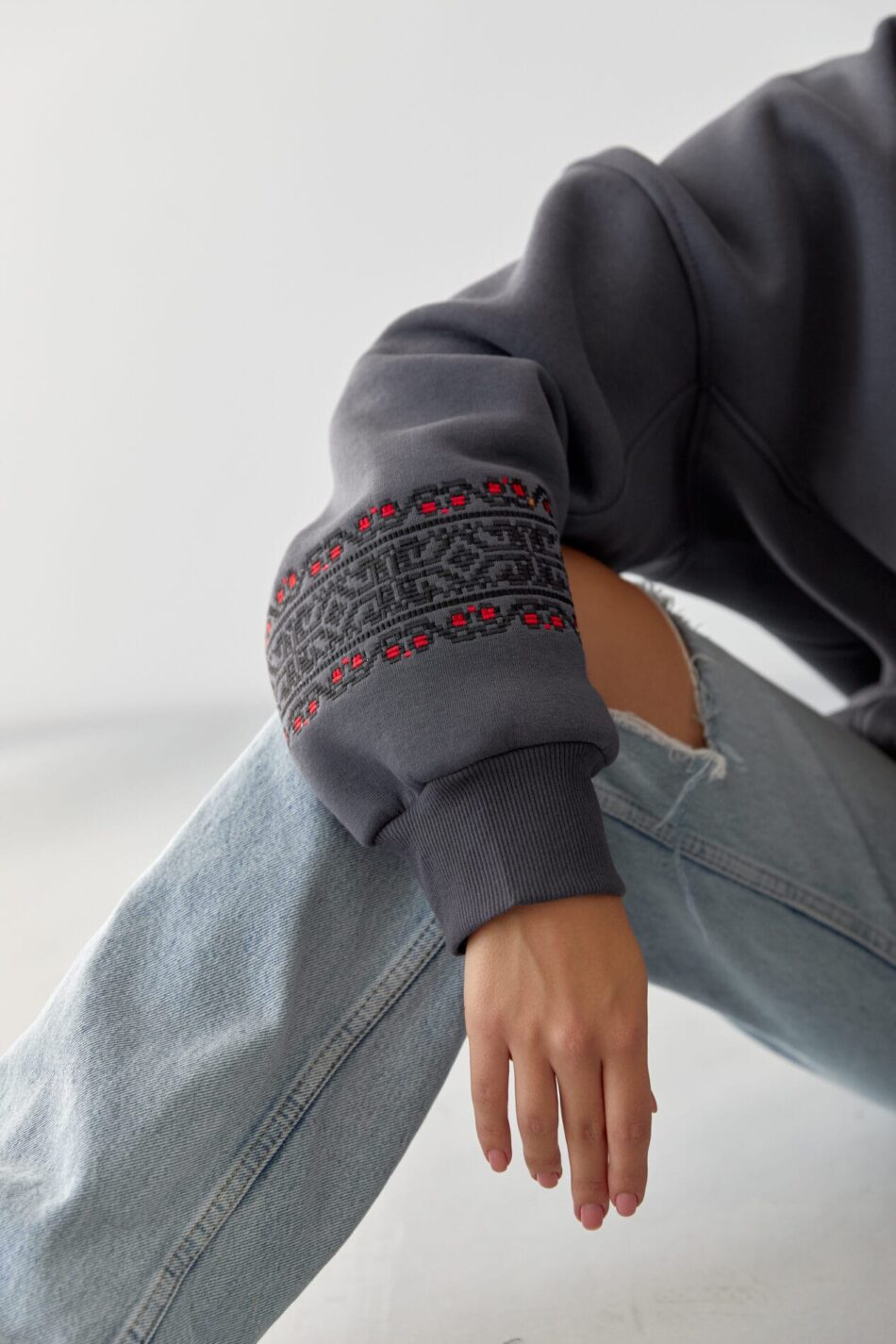 Тепле жіноче Худі OVERSIZE з Вишивкою Графіт - Зображення 12
