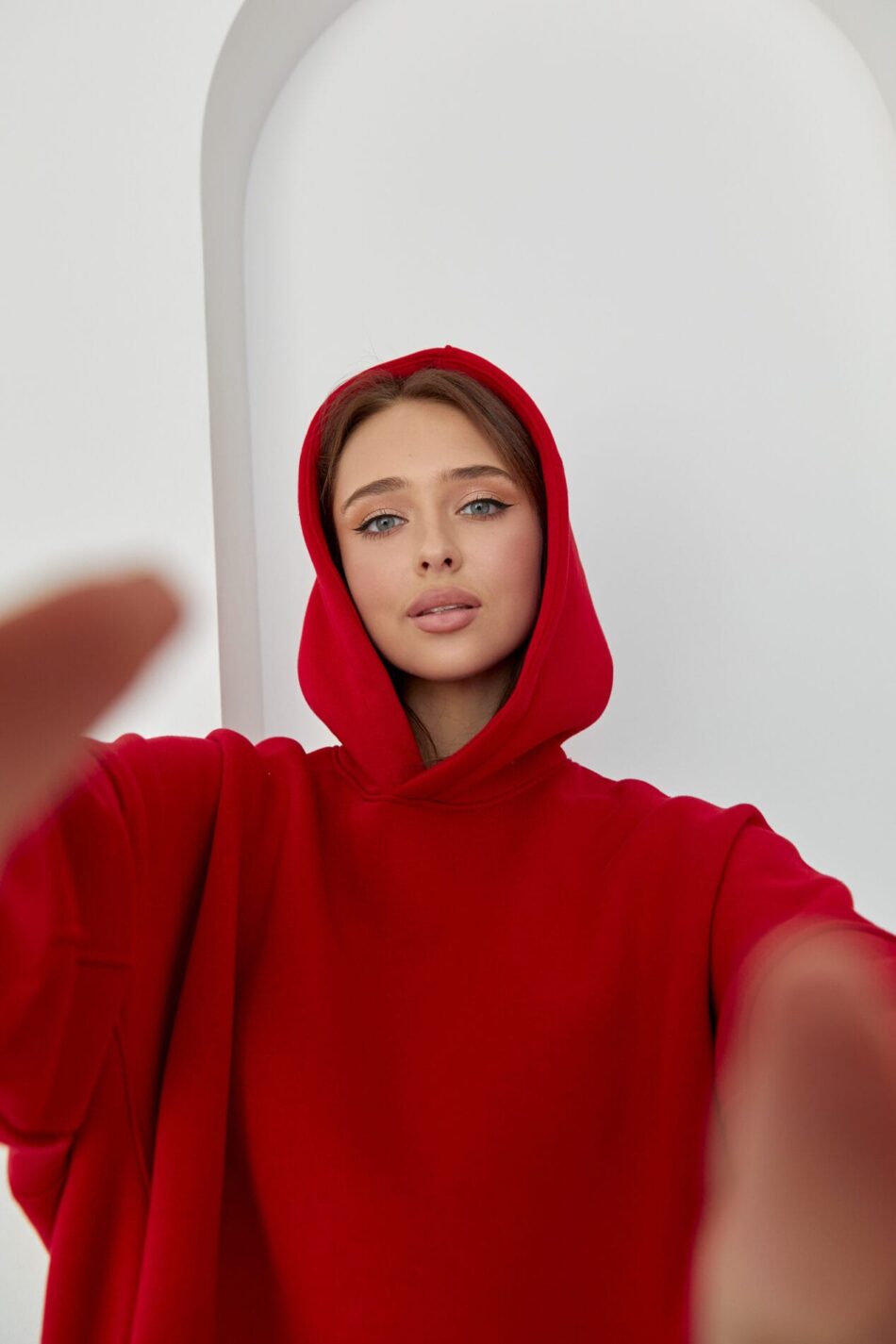 Тепле жіноче Худі OVERSIZE Червоний - Зображення 4