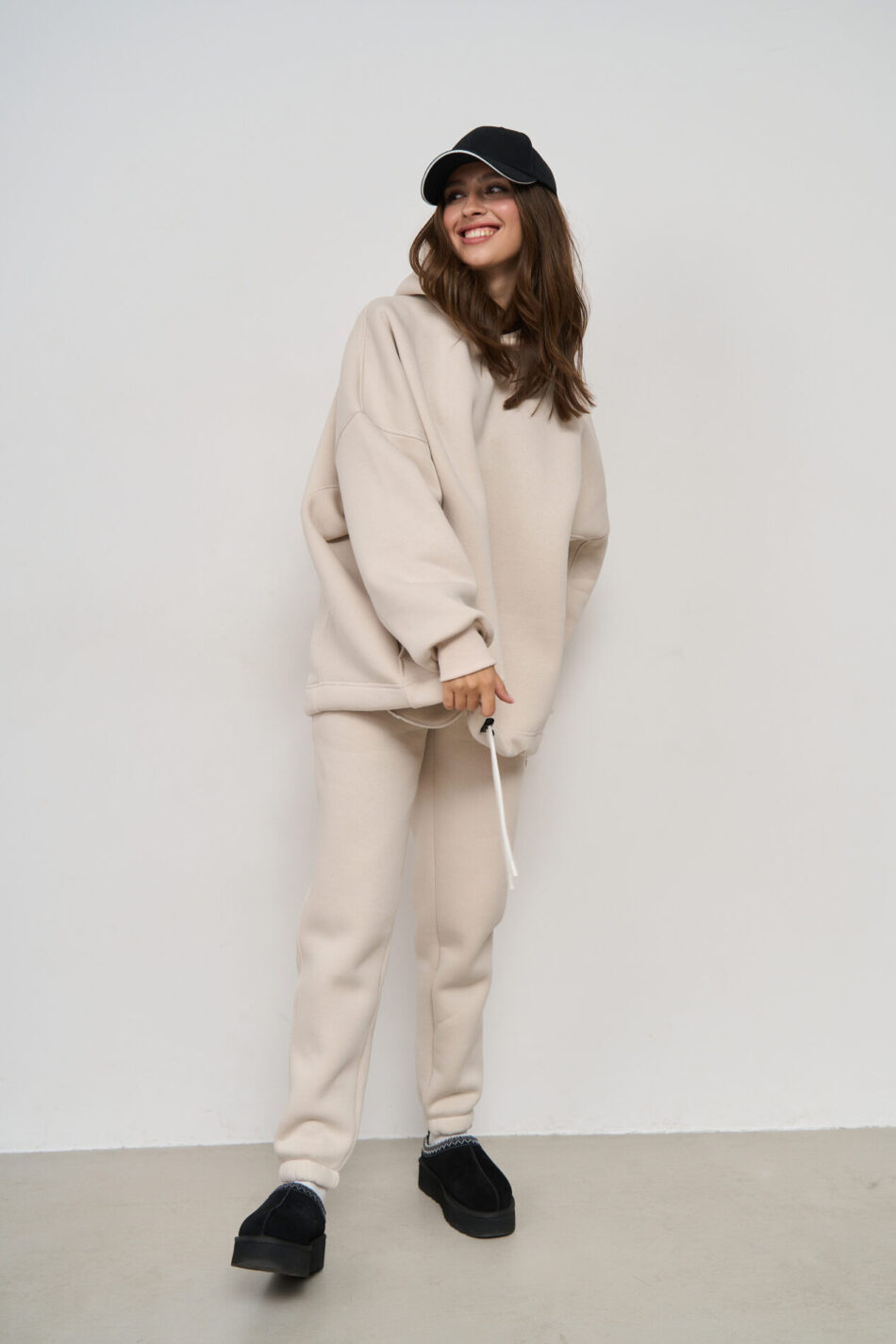 Теплий жіночий костюм OVERSIZE худі + джогери Таш 1