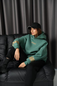 Тепле жіноче Худі OVERSIZE з Вишивкою Темна М'ята 9