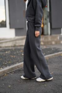 Теплий жіночий костюм з палаццо SOPHIA Графіт - Зображення 8