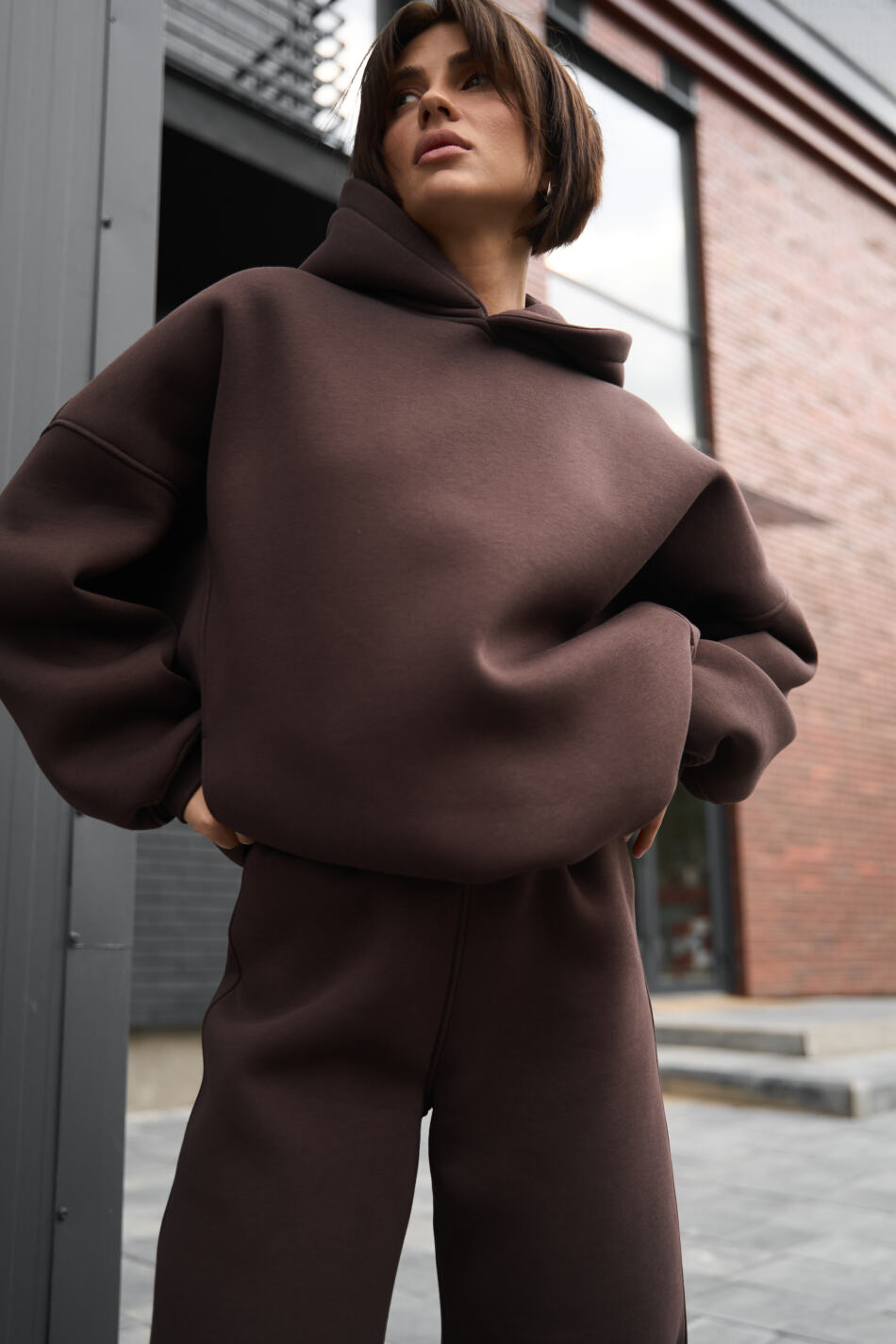 Теплий жіночий Oversize костюм від Fanme, з трьохнитки на флісі Шоколадний - Зображення 16
