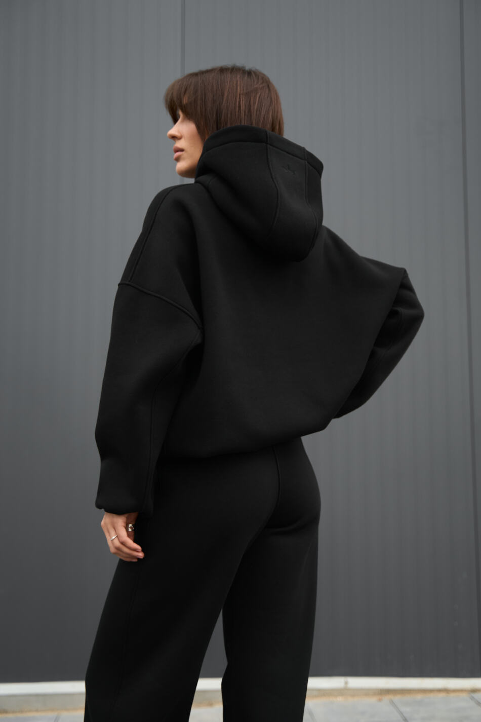 Теплий жіночий Oversize костюм від Fanme, з трьохнитки на флісі Чорний - Зображення 11