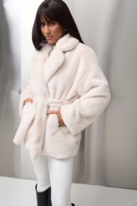 Шубка з екохутра (норка) Fierra Молочна - Зображення 7