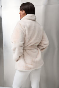 Шубка з екохутра (норка) Fierra Молочна - Зображення 9