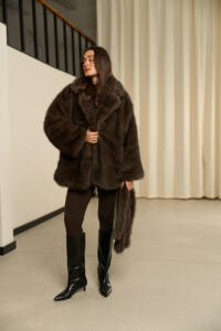 Шубка з екохутра (писец) Fierra Шоколадна