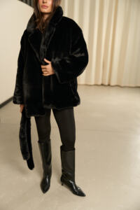 Шубка з екохутра (норка) Fierra Чорна - Зображення 6