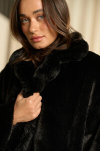 Шубка з екохутра (норка) Fierra Чорна - Зображення 9