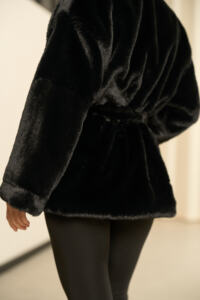 Шубка з екохутра (норка) Fierra Чорна - Зображення 12